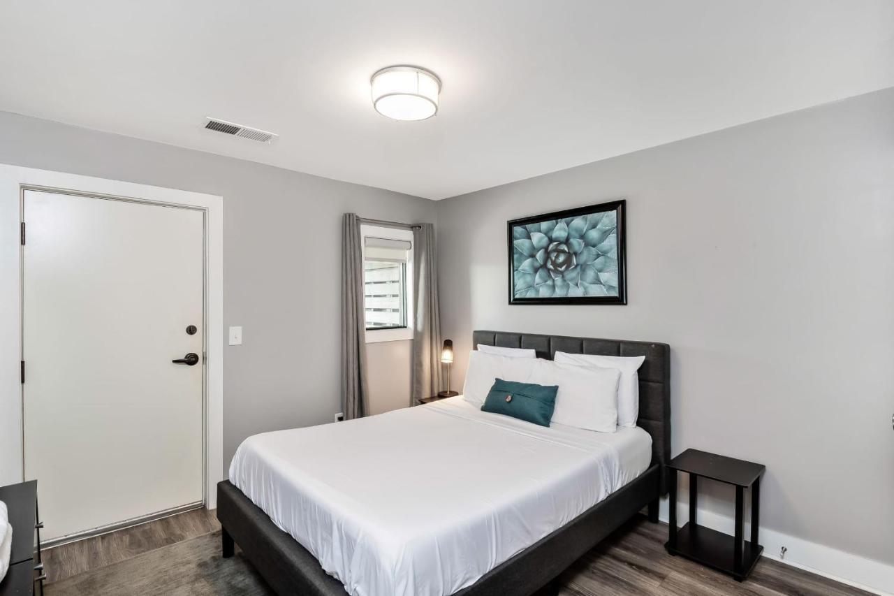 Cozy & Convenient 1 Bedroom Apt! Minutes To Downtown! Apartment Nashville